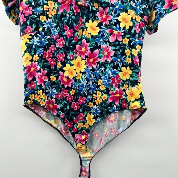 White Birch Women's Floral Bodysuit Short Sleeve Keyhole Size 2X - Picture 3 of 9